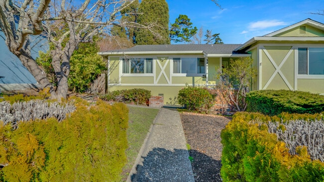3441 Stewarton Drive