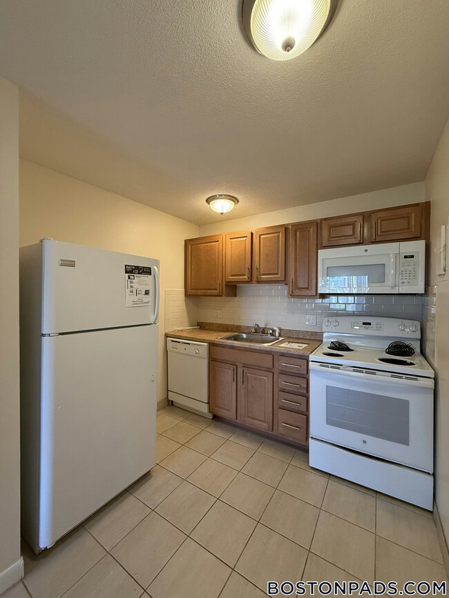 Photo - 90 Gardner St Unit 34