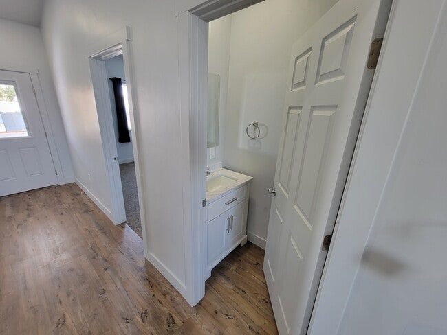 Photo - 200 Gannett Dr
