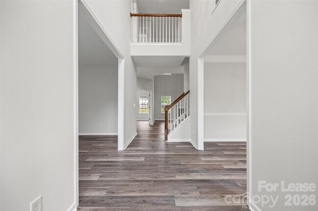Photo - 2704 Piersland Drive