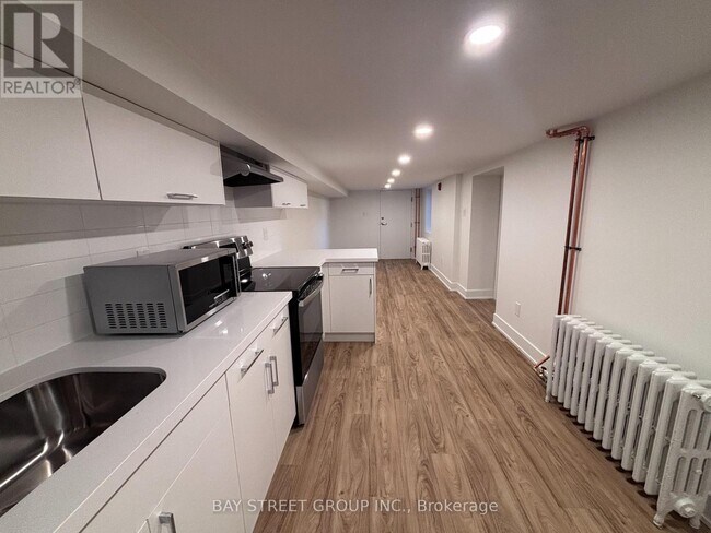 Photo - 1311 Pape Ave Unit 10
