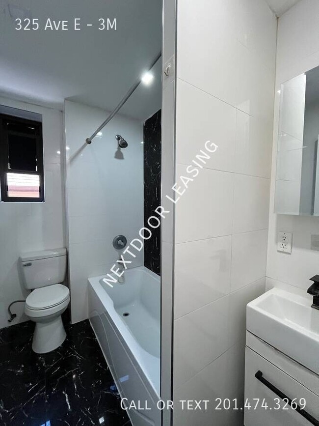 Photo - 325 Ave E Unit 3M