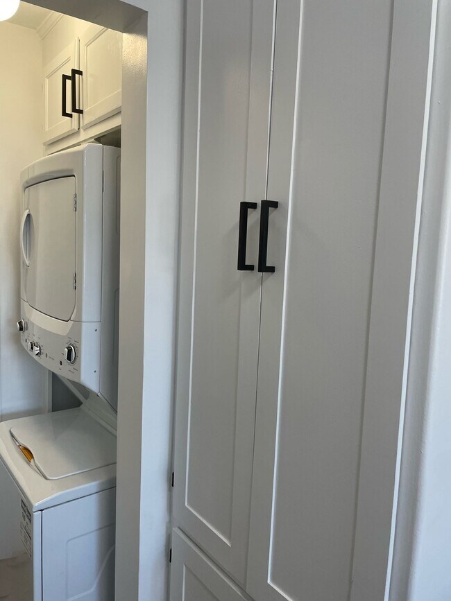 Photo - 4913 - 4915 Cahuenga Blvd, North Hollywood...