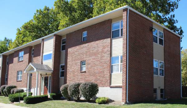 Building Photo - Reserve at Brownstone Rental