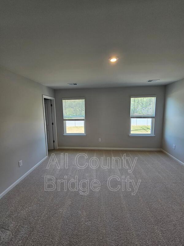 Photo - 157 Randwick Ln