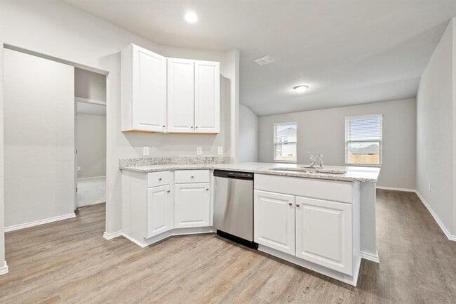 Photo - 3209 Ridge Pl