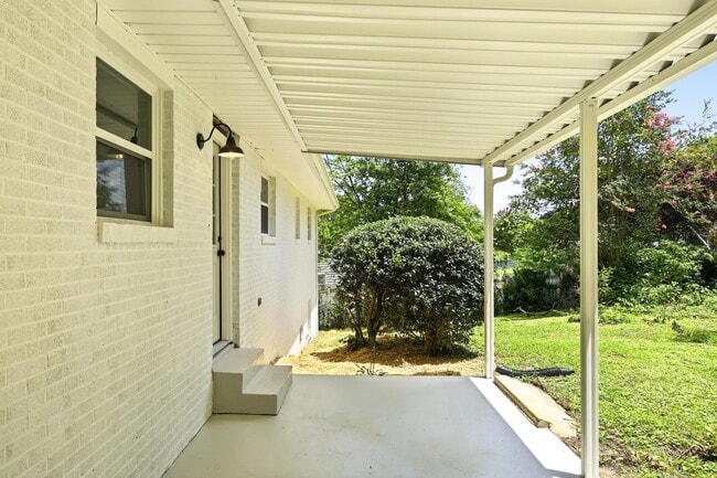 114 Alpine Dr
