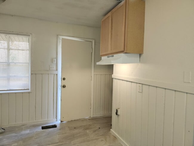 Photo - 2632 Shannon St