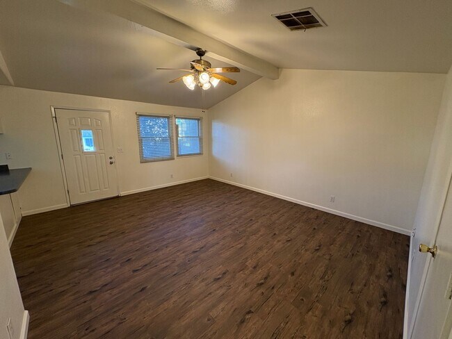 Photo - 2458 Unit 103