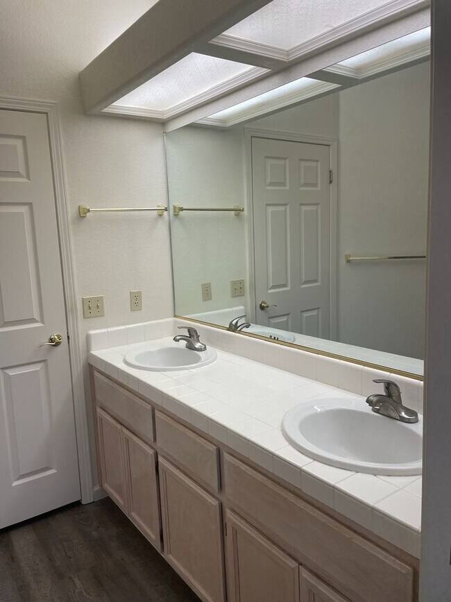 Photo - BACK UNIT STUDIO