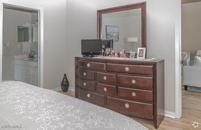 Building Photo - 960 Partridge Cir Unit 1-202 Rental