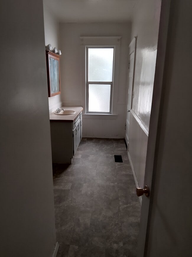 Photo - 1838 W College Ave