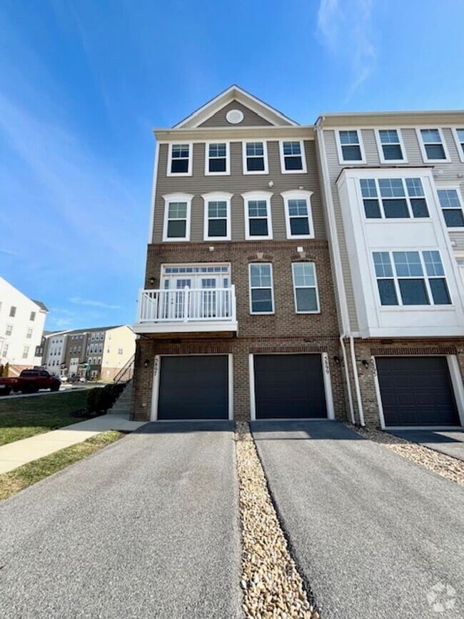 Building Photo - 5897 Bella Marie Way Rental