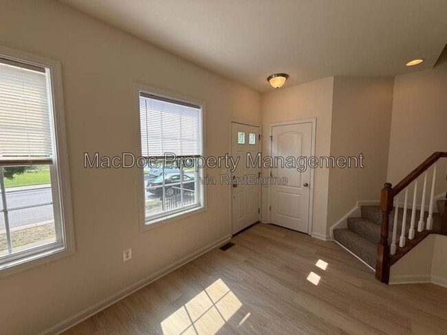 Photo - 17267 Library Blvd