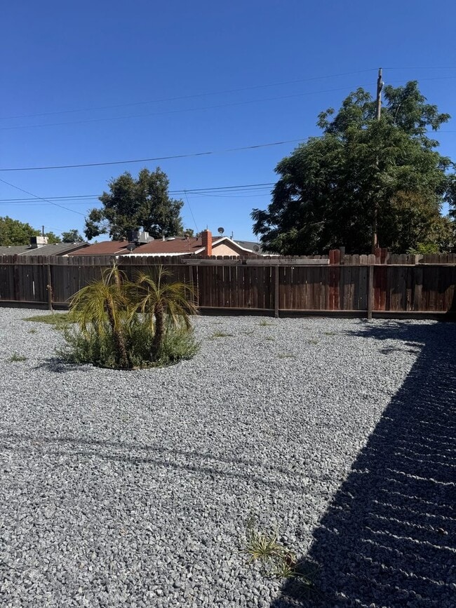 Photo - Newly Remodeled 2 Bedroom, 2 Bath Back House
