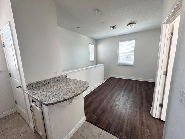 Photo - 8347 Lookout Pointe Dr