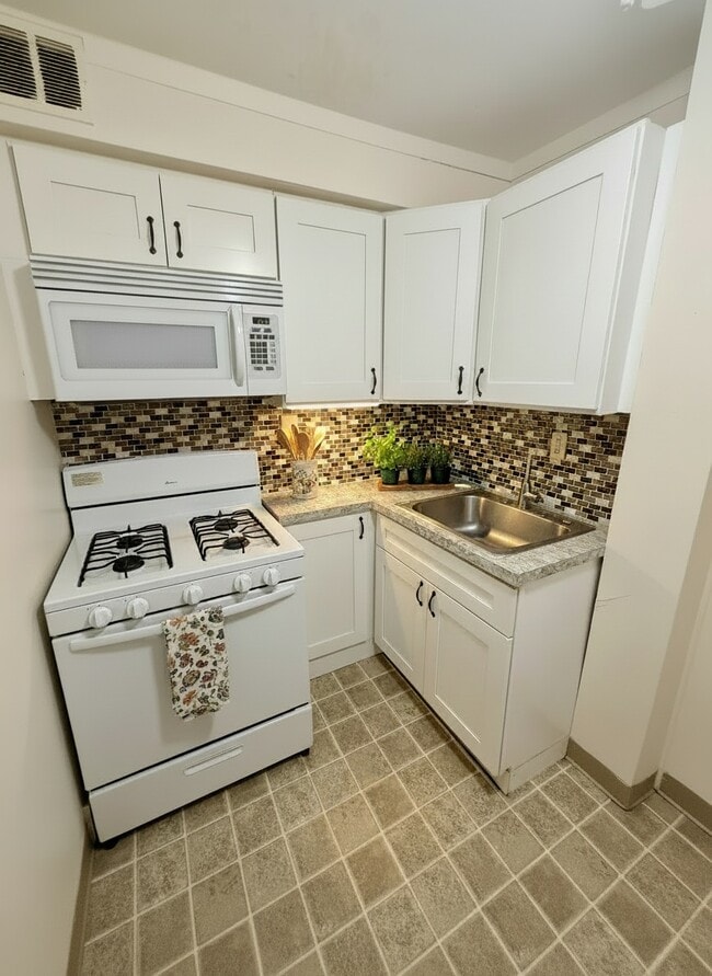 Photo - 8921-25 Frankford Ave Unit 3c