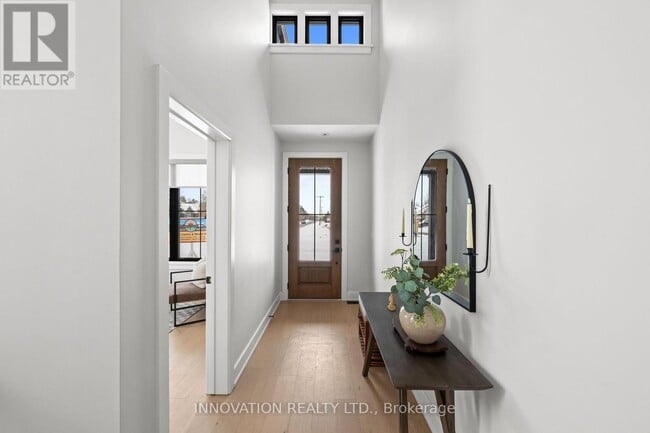 Photo - 300 Hilversum Ln