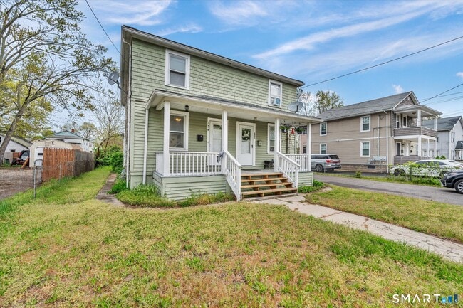 Building Photo - 128-130-130 Sisson St Unit 2