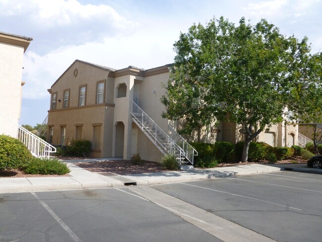 3400 Cabana Dr Unit 2037