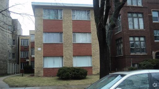 Building Photo - 1630 W Chase Ave Unit 1C Rental