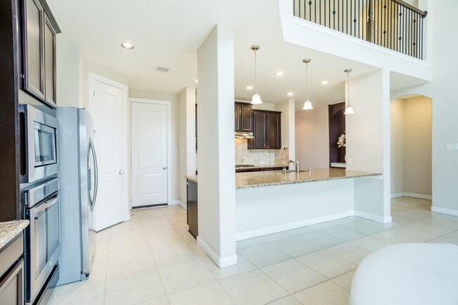 Photo - 4622 Regal Shadow Ln