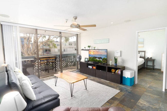 2990 Mission Blvd Unit SI ID1024440P