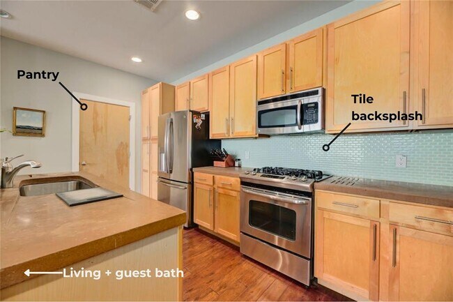 Photo - 2608 E 6th St Unit 2