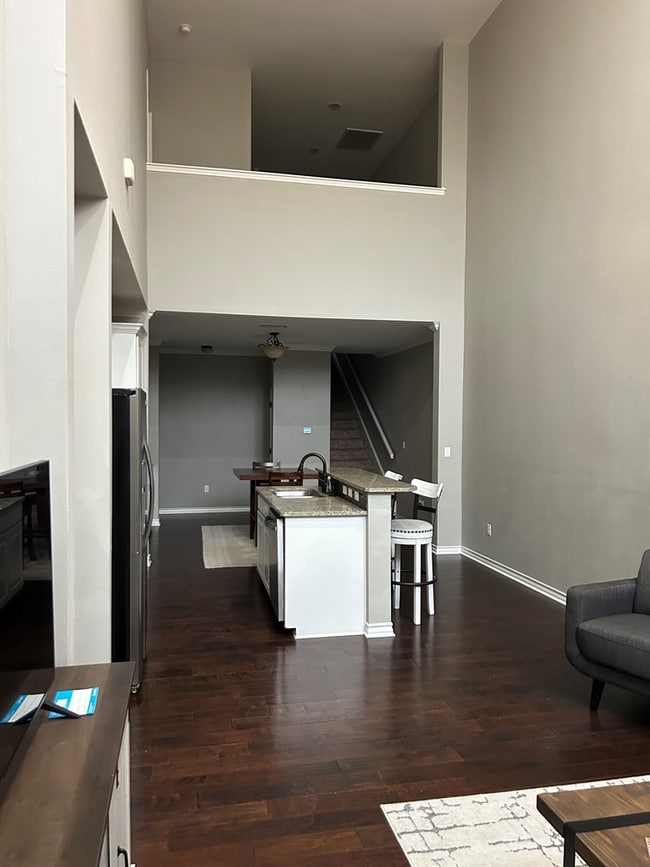 Photo - 3001 Pointer Ln