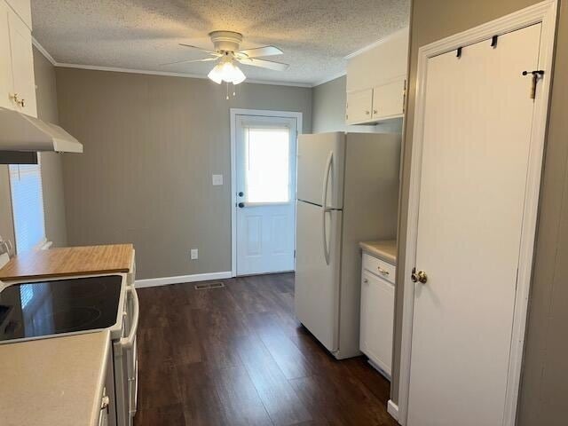 Photo - 5025 Lake Cir Dr NE