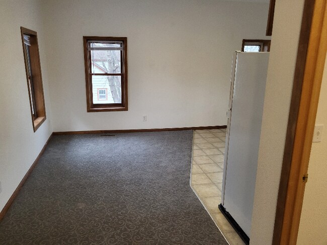 Photo - 403 1st Ave NE Unit 2