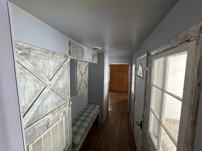 Photo - 102 S Main St Unit 1B