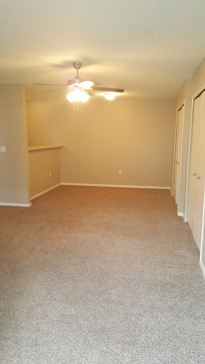 Photo - Valley Court Apartments