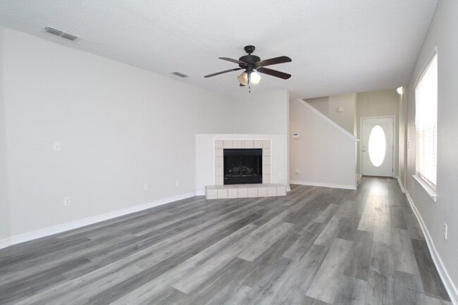 Photo - West Pensacola 4-Bedroom Home with Bonus R...