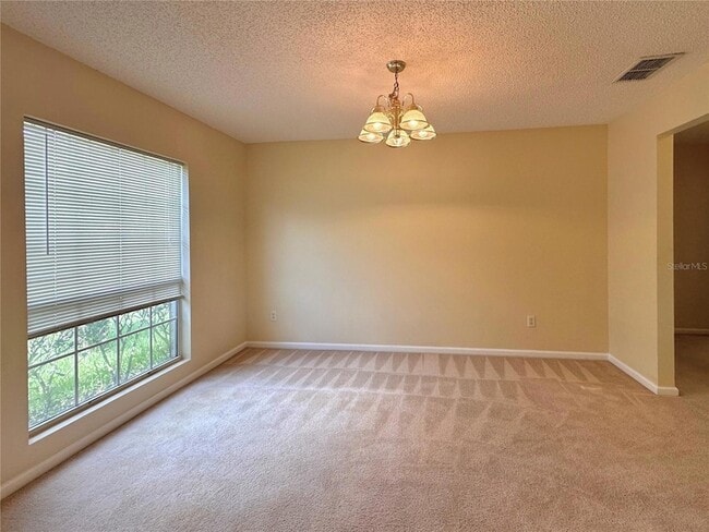 Photo - 89 Berkshire Ln