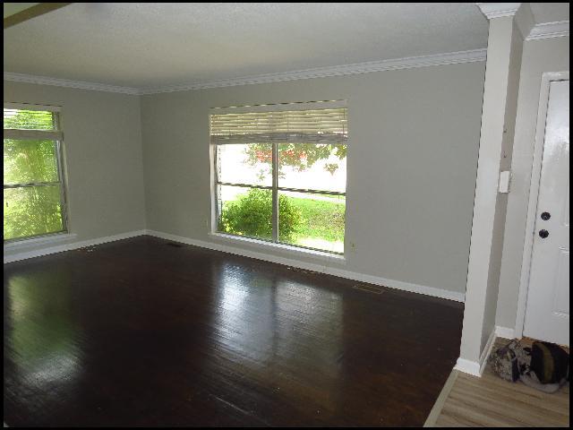 Photo - 607 S Market St