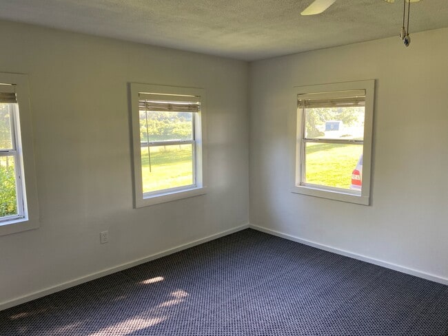 Photo - 5510 State Hwy J