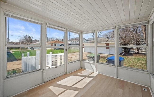Photo - 6531 N Landers St