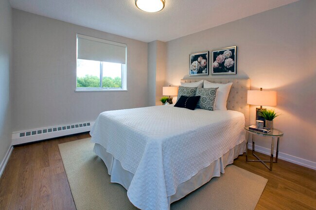 Photo - Dorchester Apartments