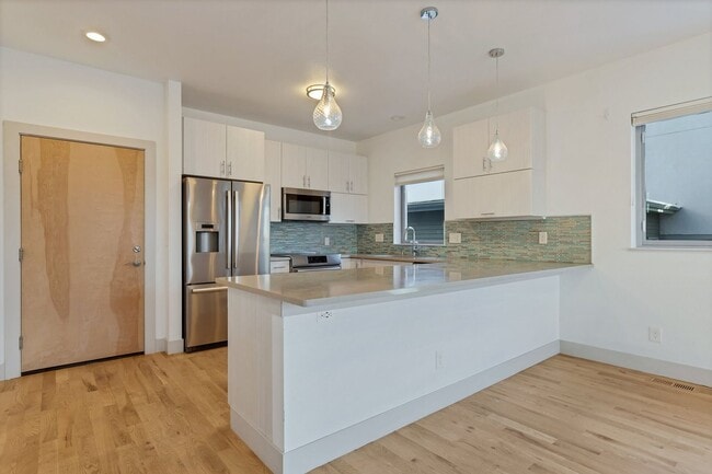 Photo - Move In READY!!!   Single family home in s...