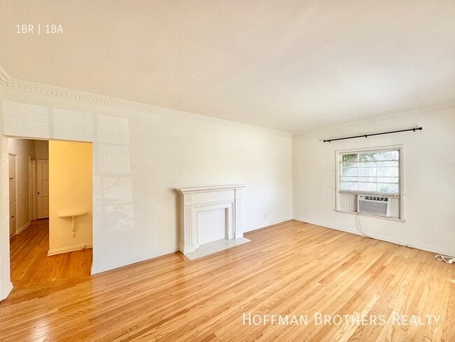 Photo - 107 N Harper Ave Apartment Unit 107