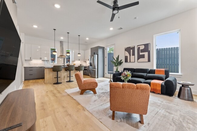 Photo - 515 Altic St