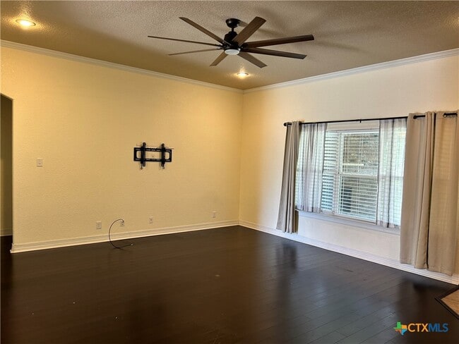 Photo - 1621 Rusty Spur Dr