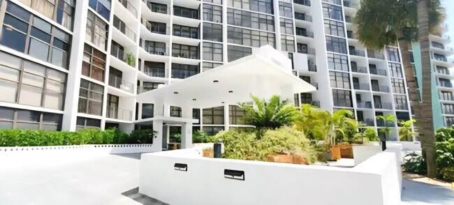 Photo - 200 Leslie Dr Unit 412
