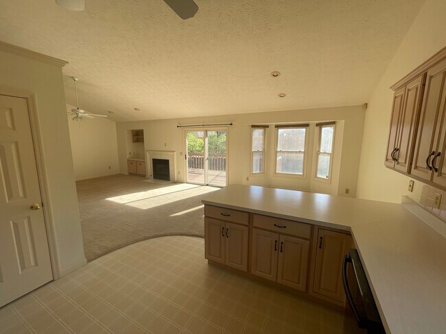 Photo - 136 Copperfield Dr Unit NA