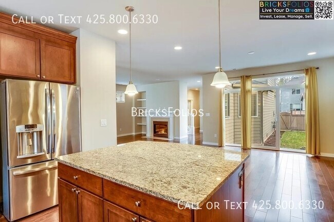 Photo - 10495 Sheridan Cres NE