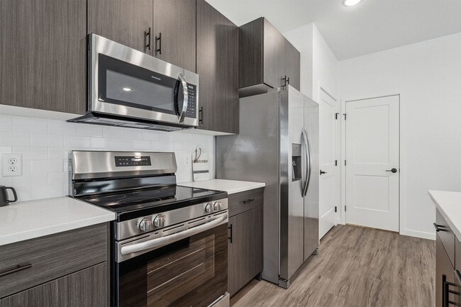 Photo - Avalon Apartments & Townhomes