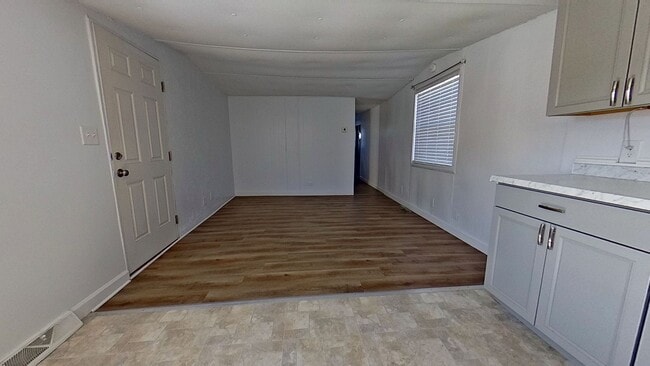 Photo - 450 Ridge Rd