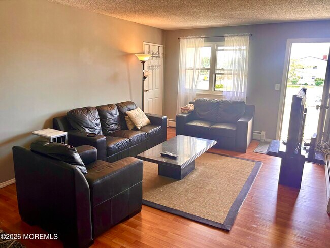 Photo - 76 Wharfside Dr Unit 404