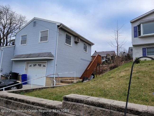 Photo - 511 Leffert St Townhome